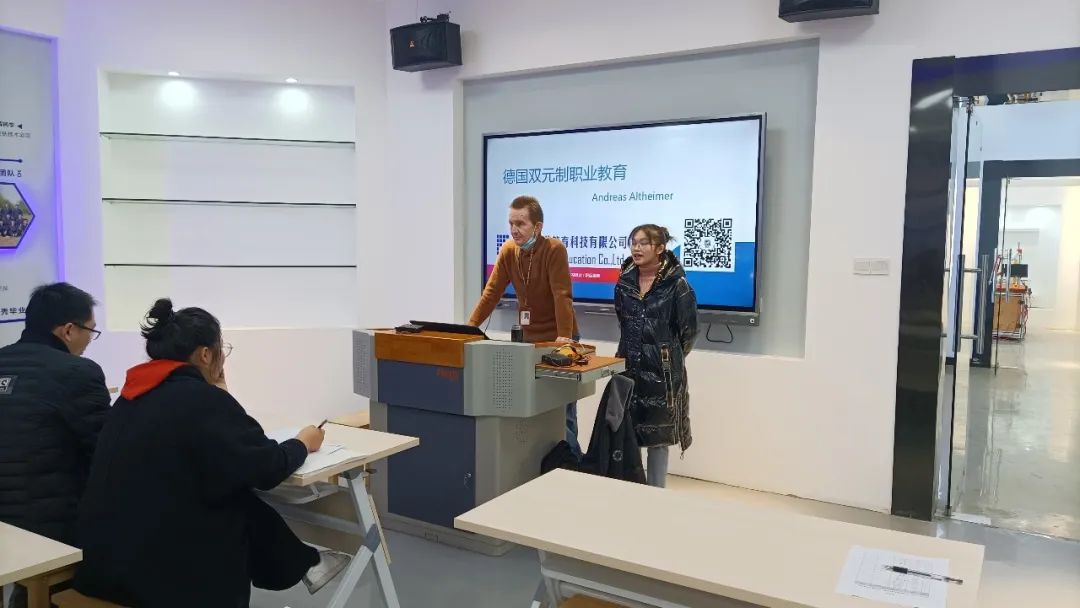 1614156621.jpg 1614156621.jpg